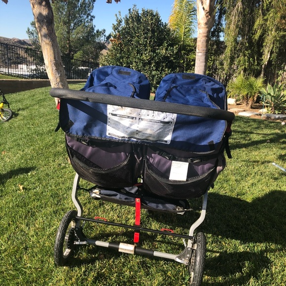 BOB Double stroller - Picture 4 of 5